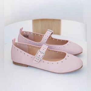 MIA "Ulani" Ballet Inspired Flats with Grommet detail - Size 9